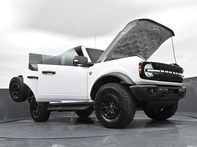 Certified 2025 Ford Bronco Badlands AWD/4WD image 47