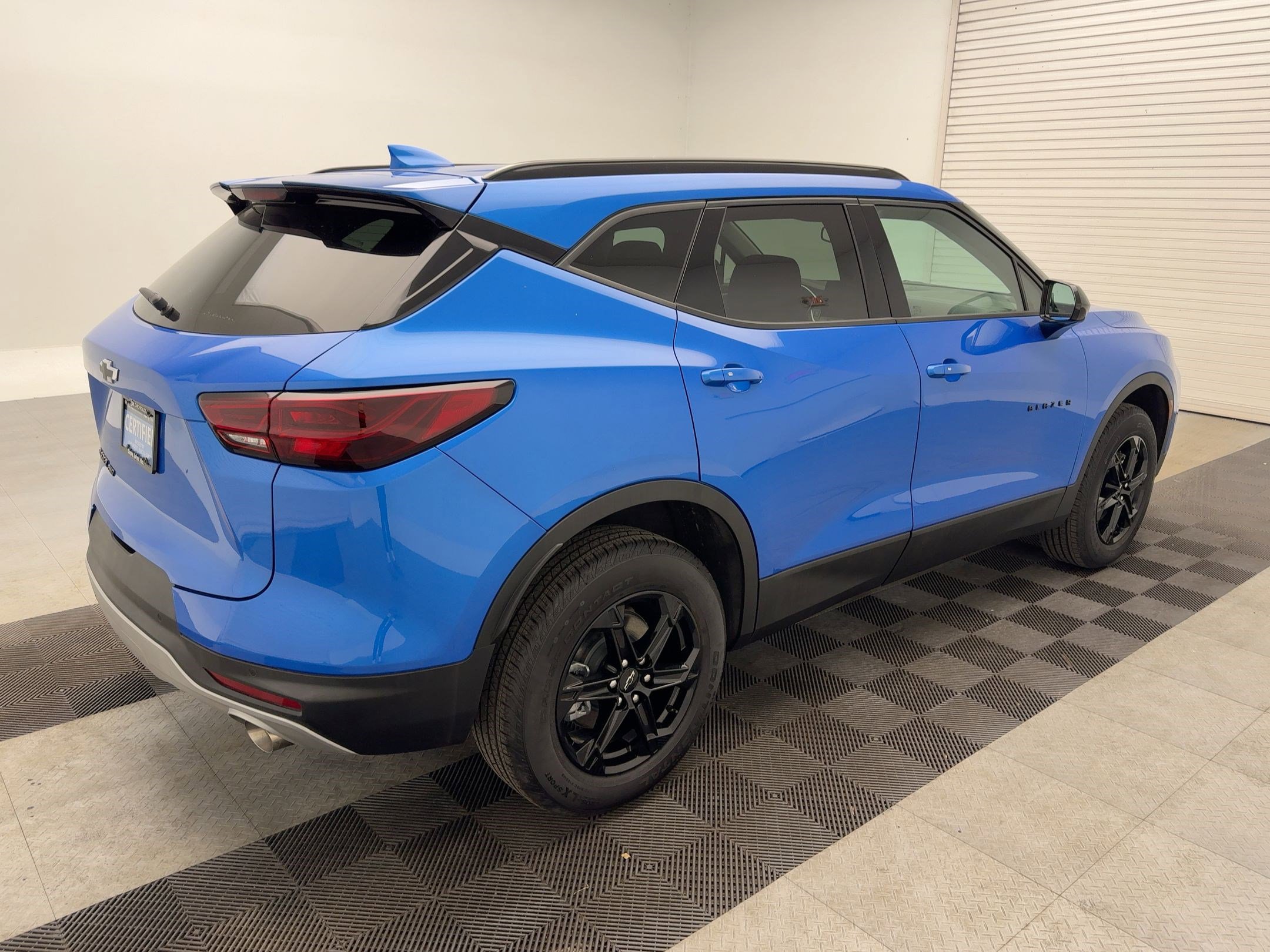 Certified 2025 Chevrolet Blazer LT w/ Convenience Package image 9