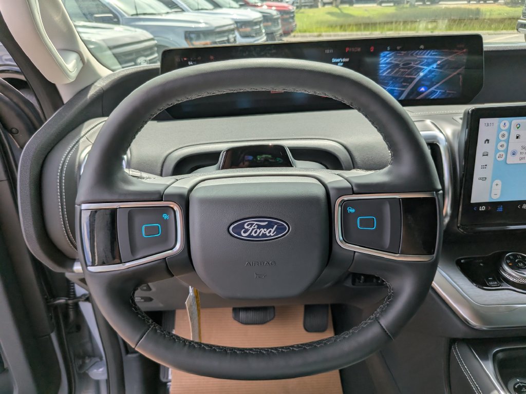 New 2027 Ford Expedition Platinum w/ Driver's Package AWD/4WD image 27
