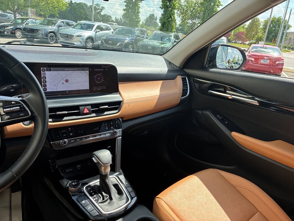 Used 2024 Kia Seltos EX AWD/4WD image 27