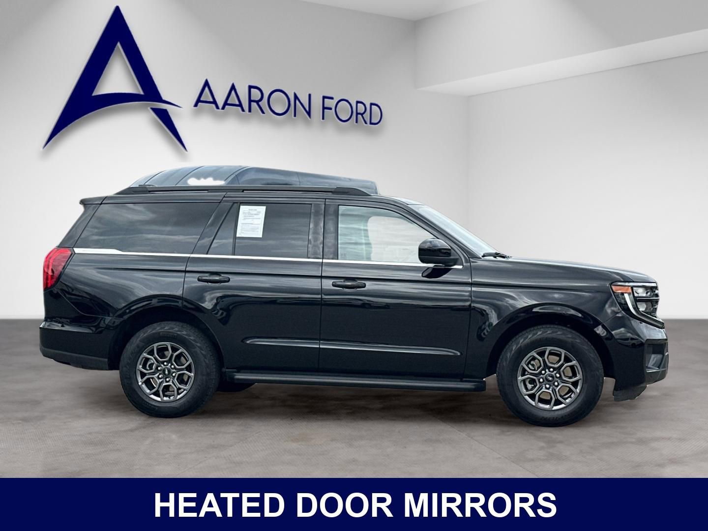 Used 2025 Ford Expedition Active AWD/4WD image 7