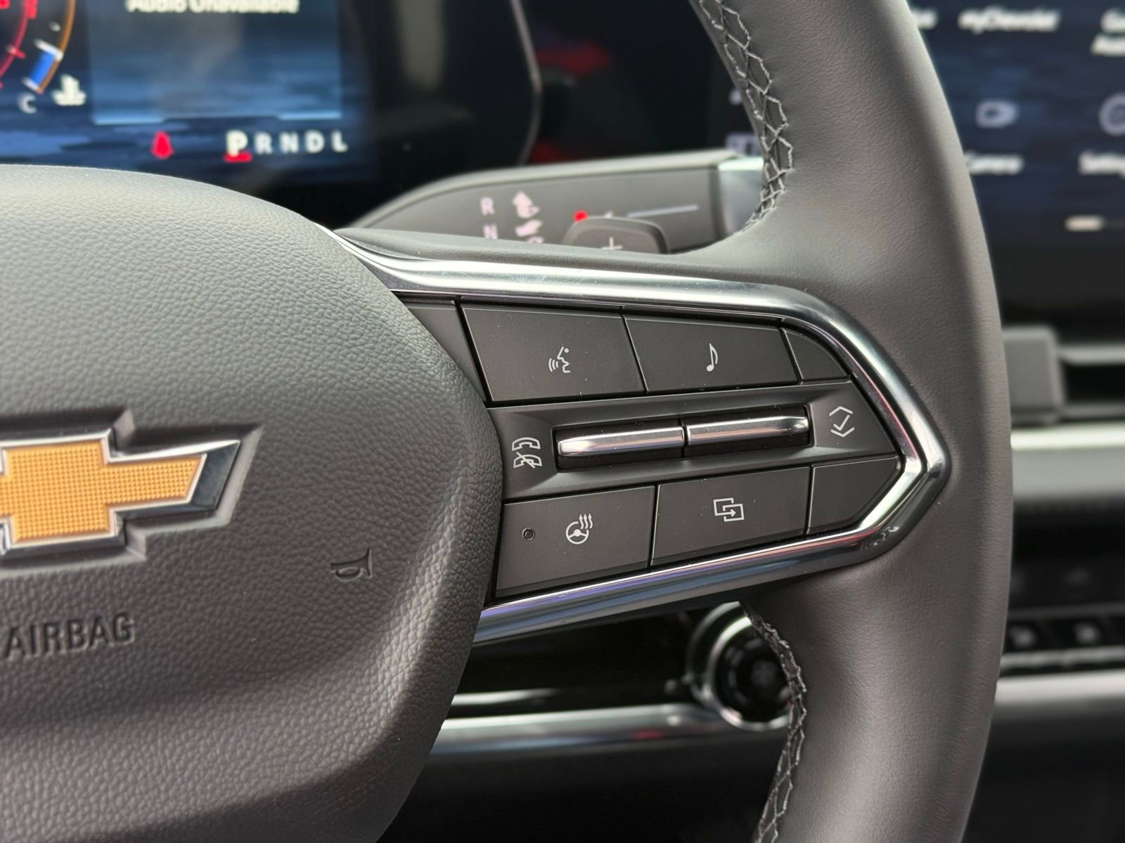 New 2026 Chevrolet Equinox LT image 25