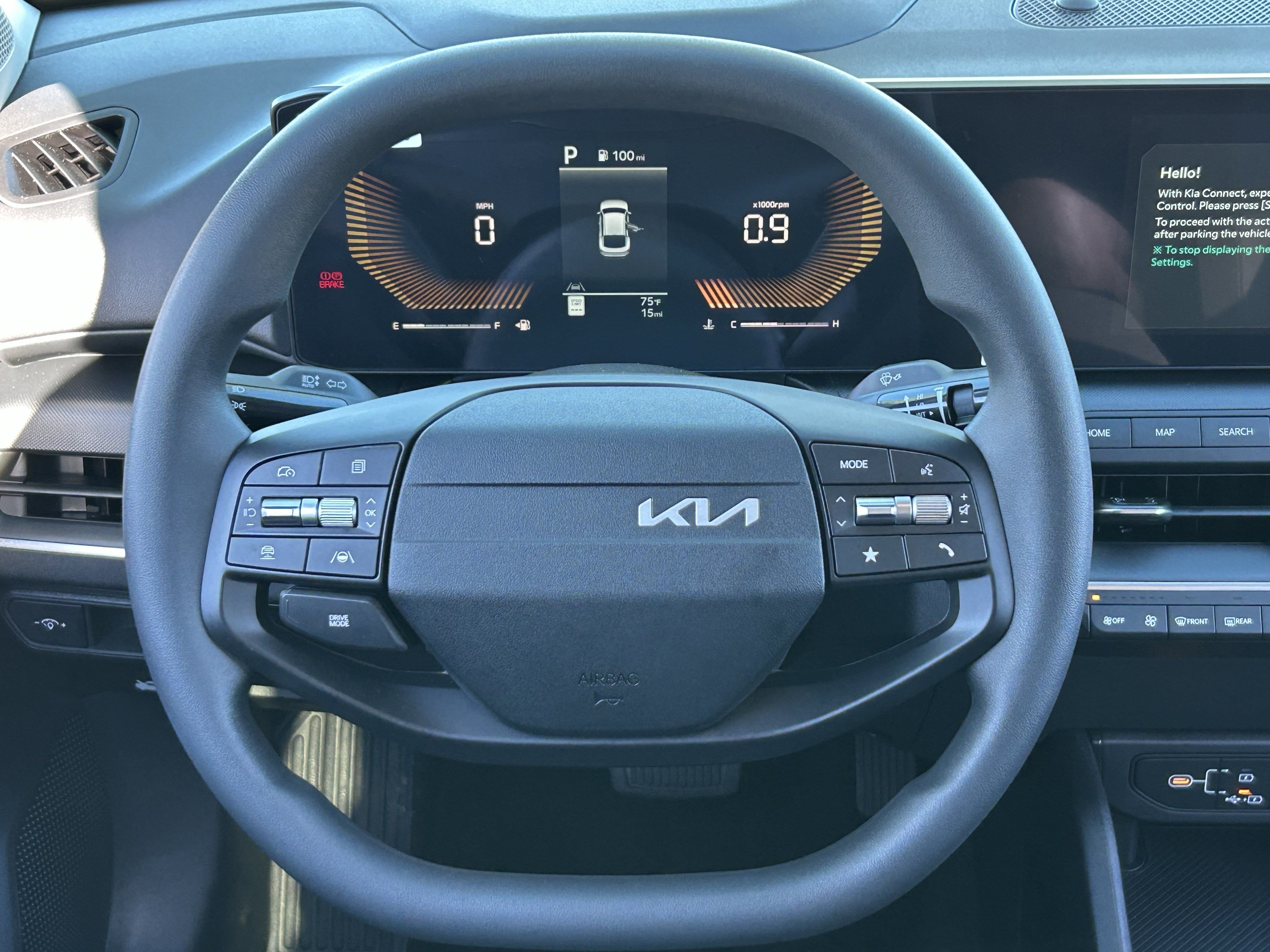 New 2026 Kia K4 FWD image 18