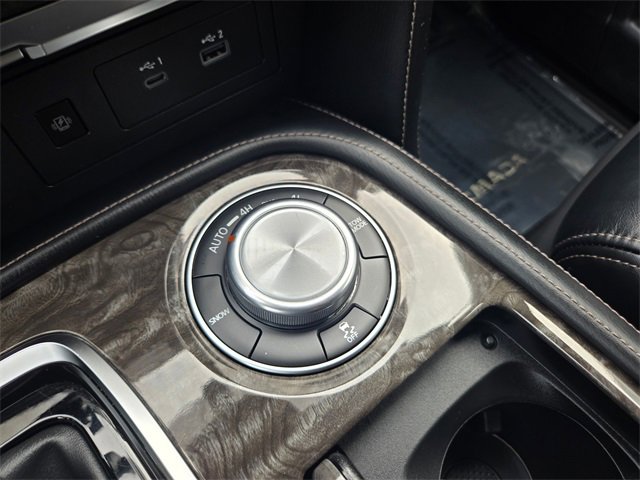 Used 2023 Nissan Armada Platinum w/ Captain's Chairs Package image 29