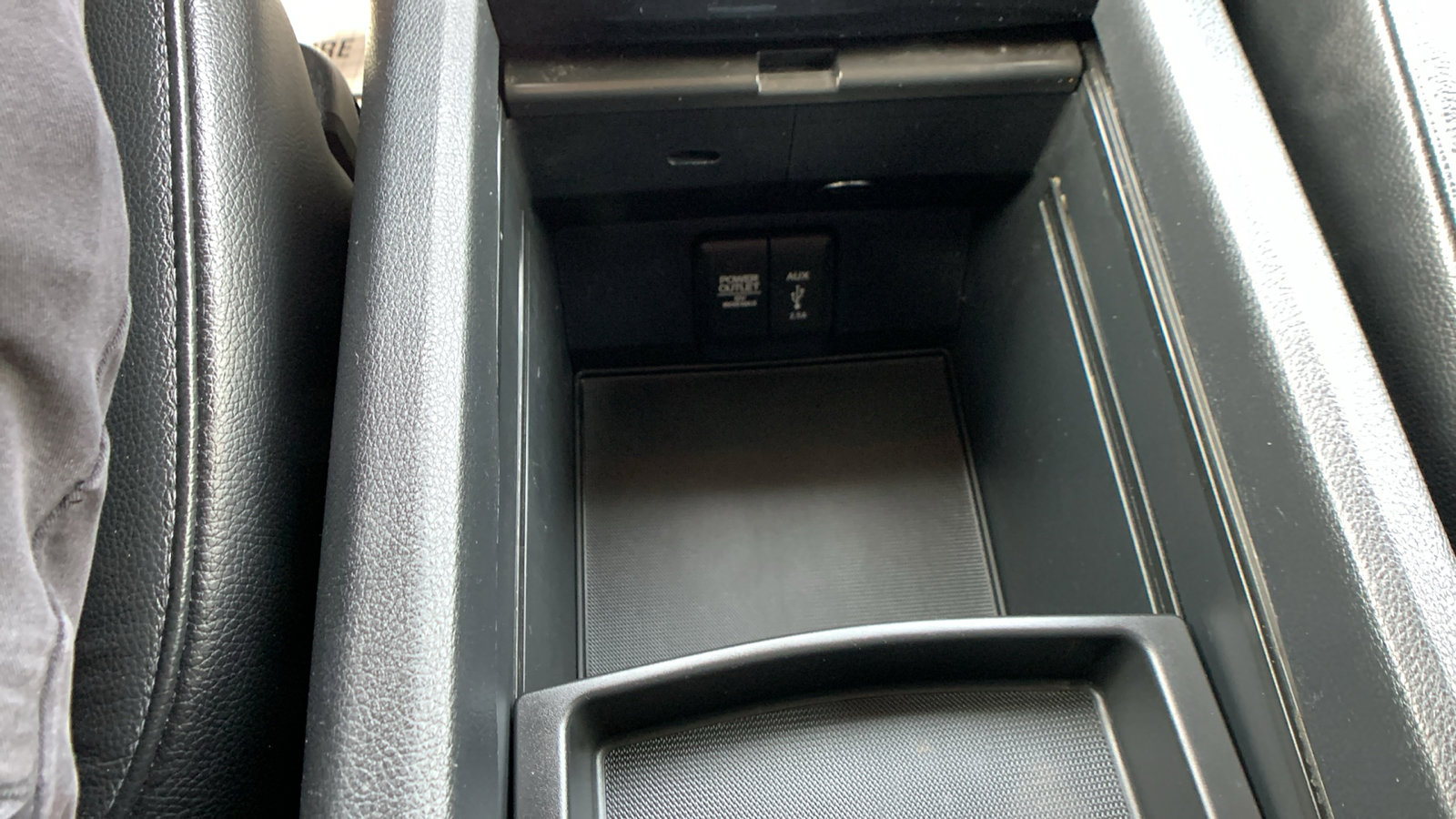 Used 2016 Honda Pilot Touring image 16