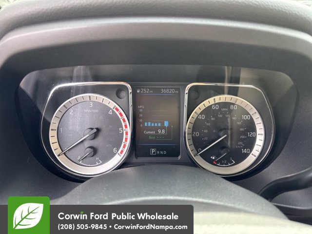 Used 2019 Nissan Titan SV AWD/4WD image 20