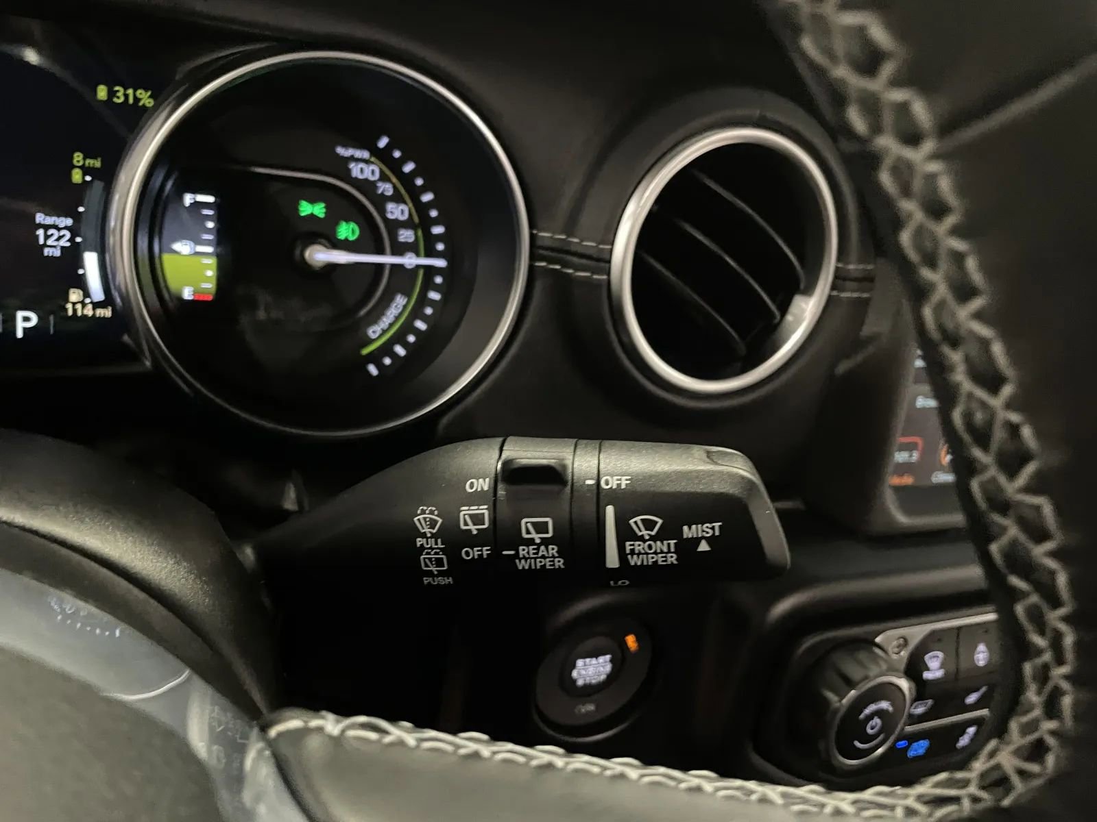 Used 2021 Jeep Wrangler Unlimited Sahara w/ Cold Weather Group image 29