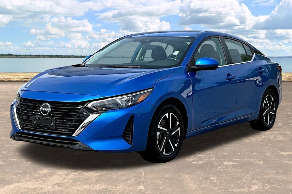 Used 2024 Nissan Sentra SV image 2
