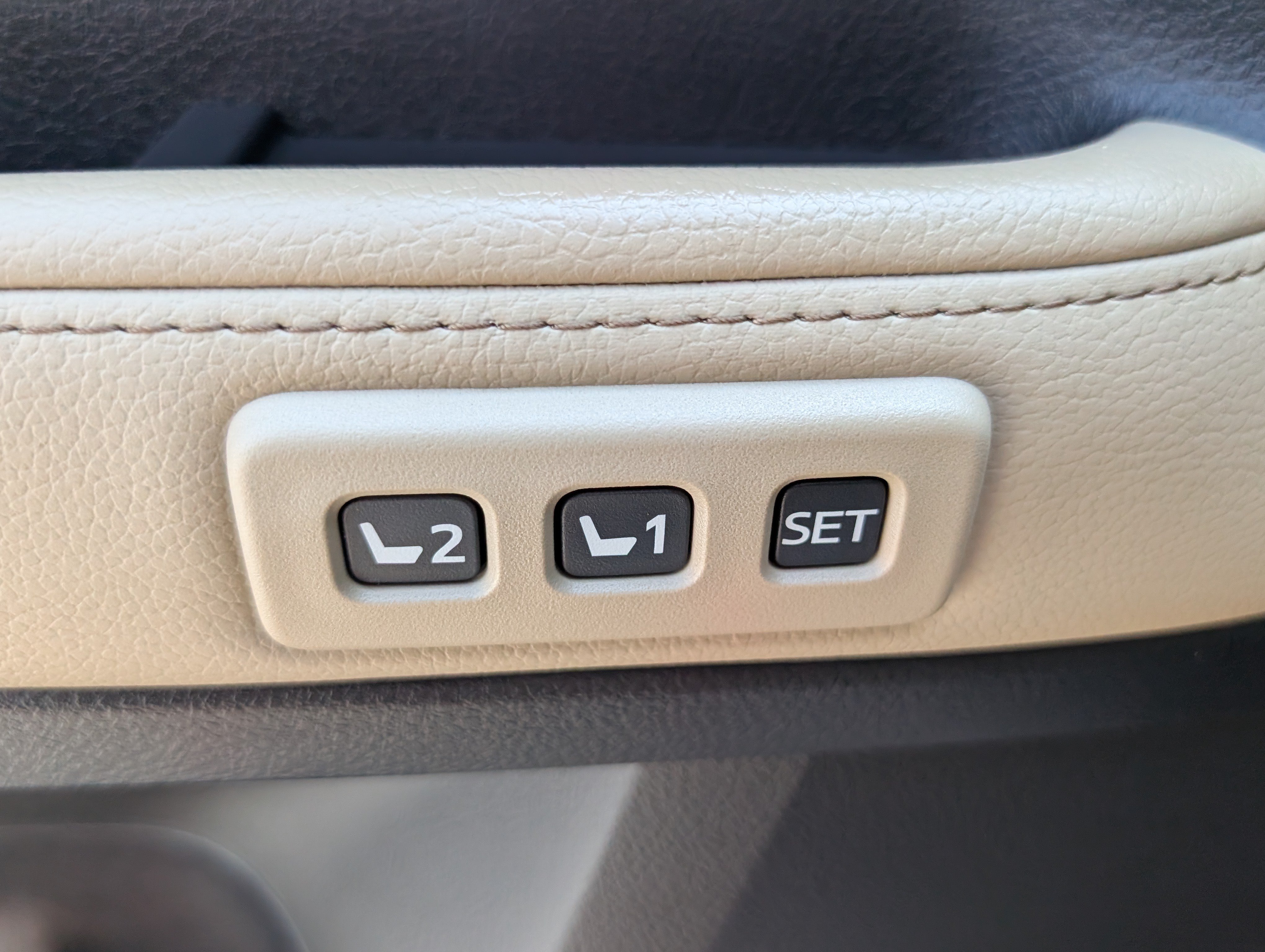 Used 2021 Toyota 4Runner Limited AWD/4WD image 20