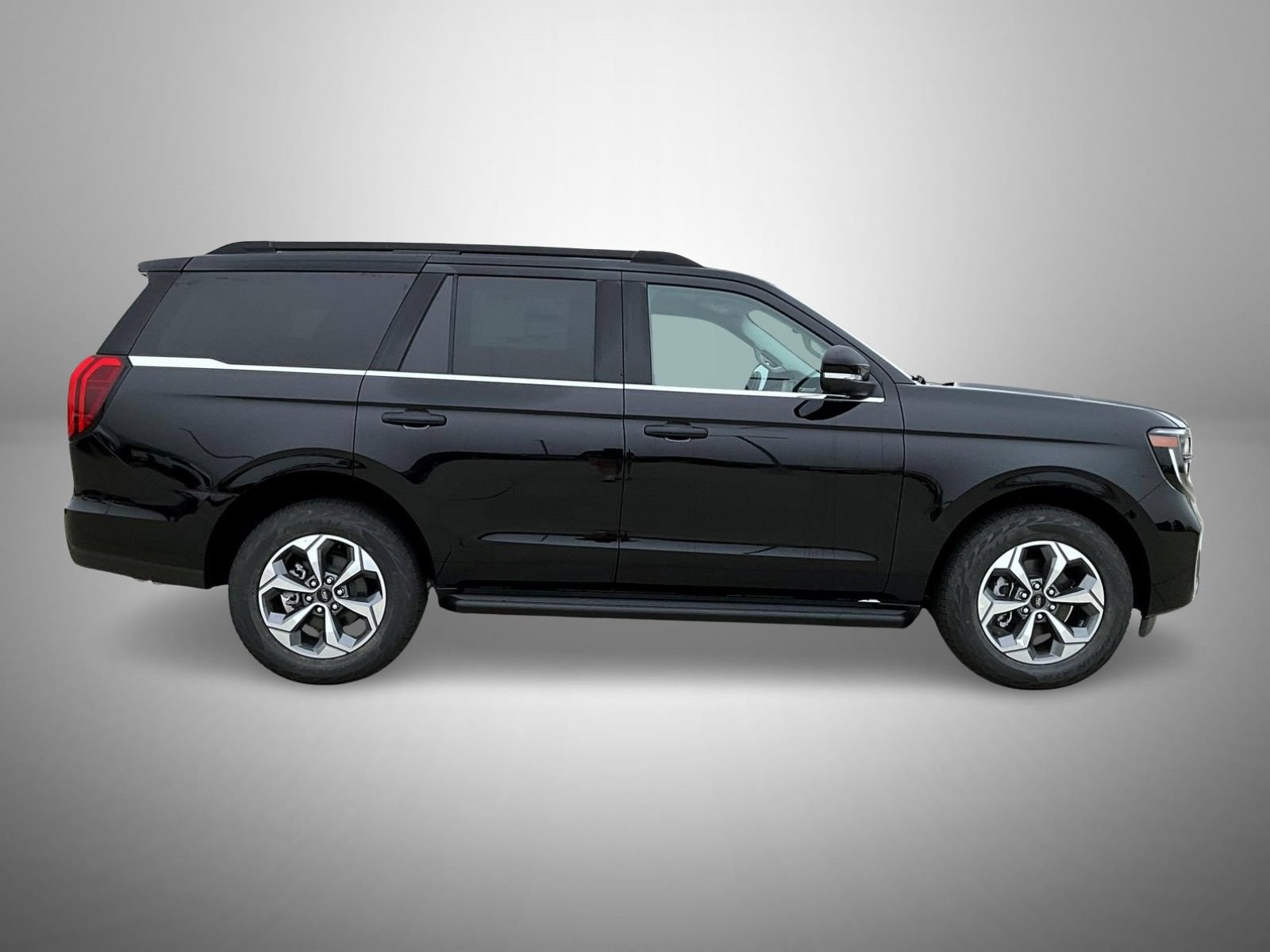 New 2027 Ford Expedition Active AWD/4WD image 4
