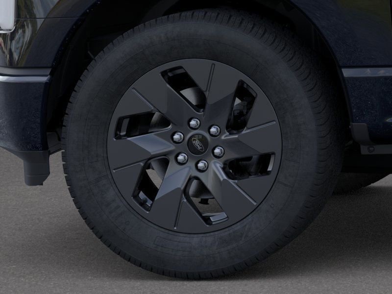 New 2025 Ford F150 Lightning Lariat AWD/4WD image 19