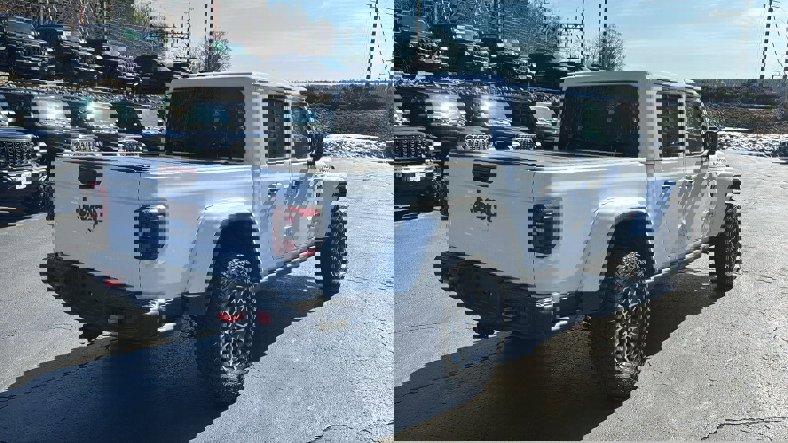 Certified 2024 Jeep Gladiator Mojave image 7