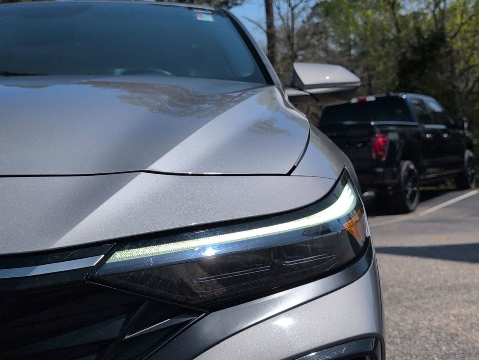 Used 2025 Hyundai Elantra Limited image 12