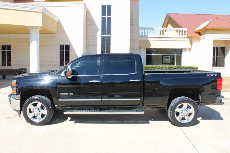Used 2017 Chevrolet Silverado 2500 LTZ w/ Vortec Plus Package image 10