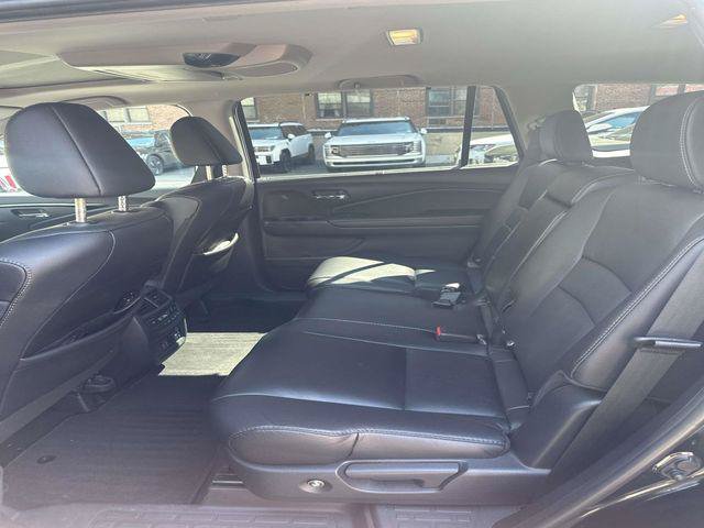 Used 2020 Honda Pilot Touring image 17