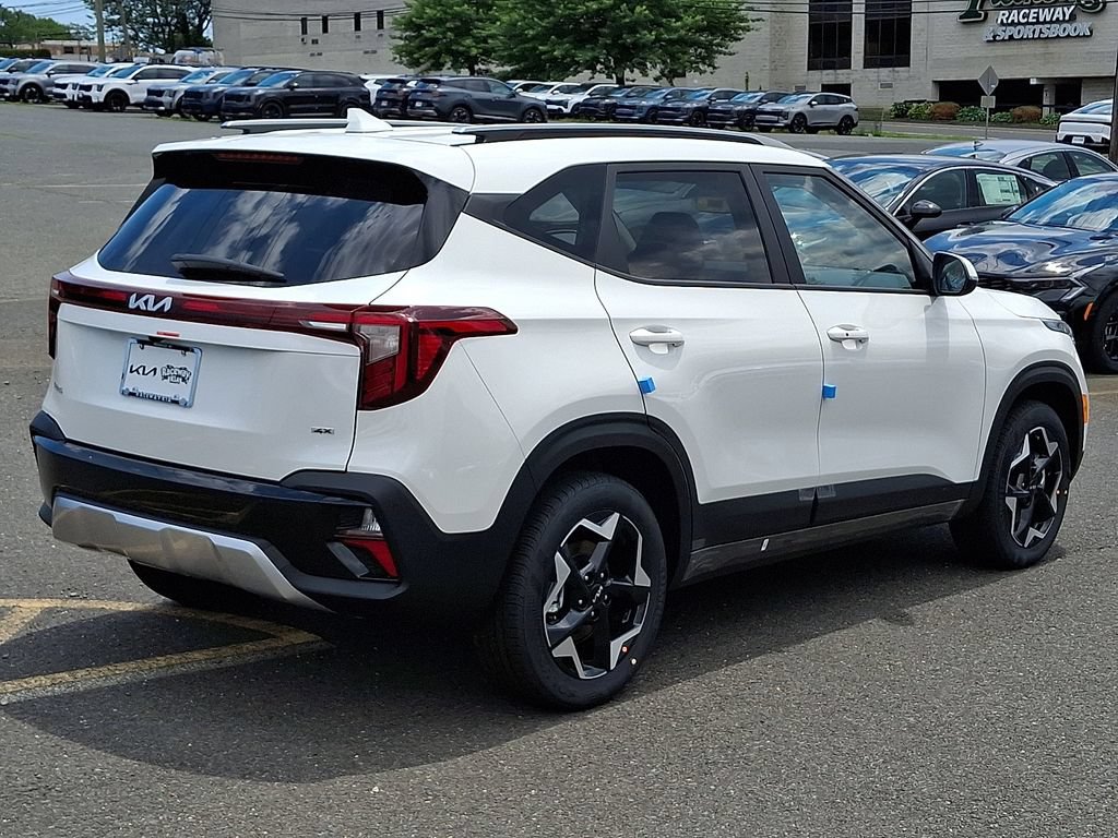 New 2026 Kia Seltos S AWD/4WD image 4