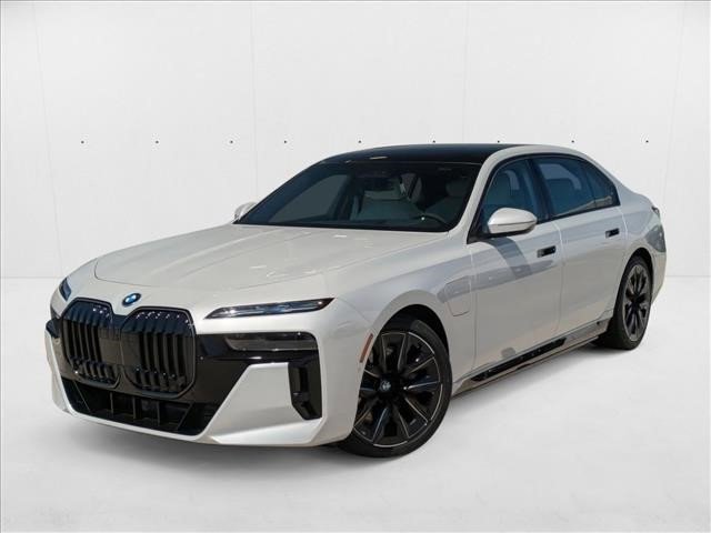 New 2026 BMW 750e xDrive