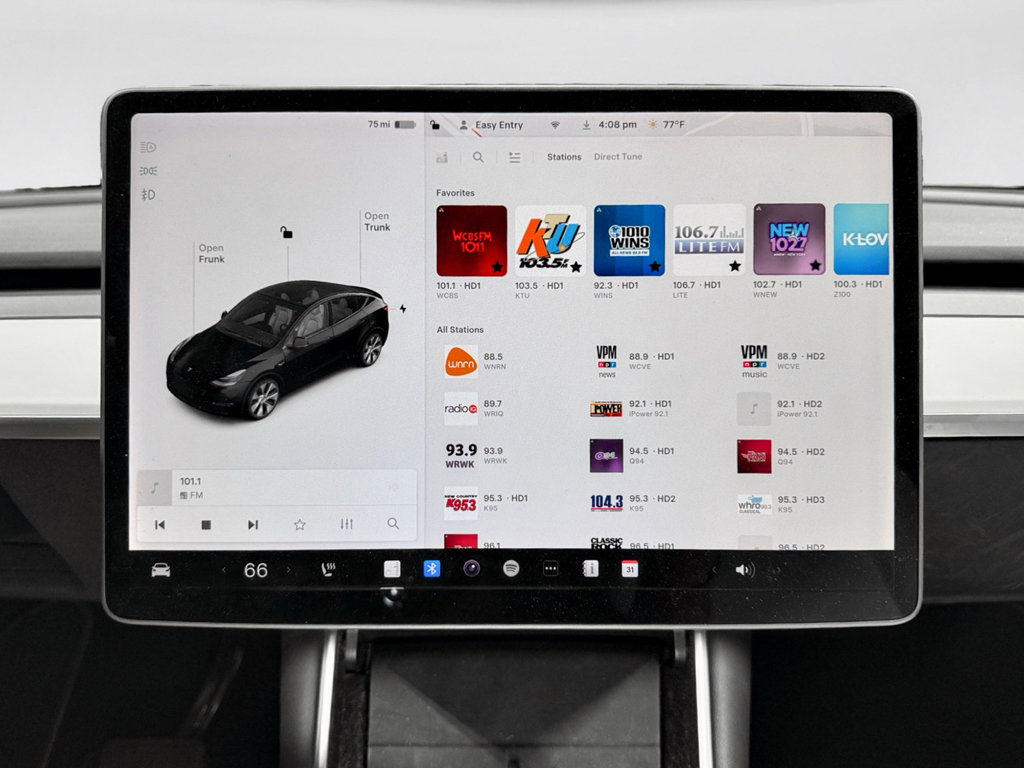 Used 2020 Tesla Model Y Long Range image 10