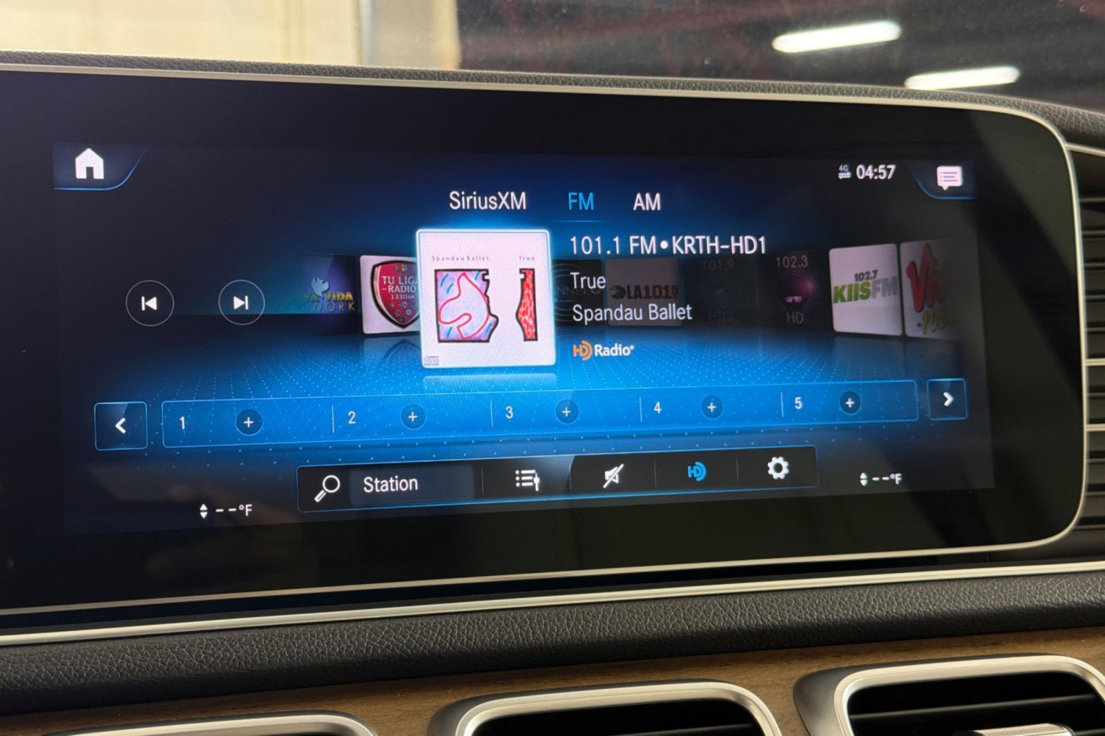 Used 2022 Mercedes-Benz GLE 350 image 16