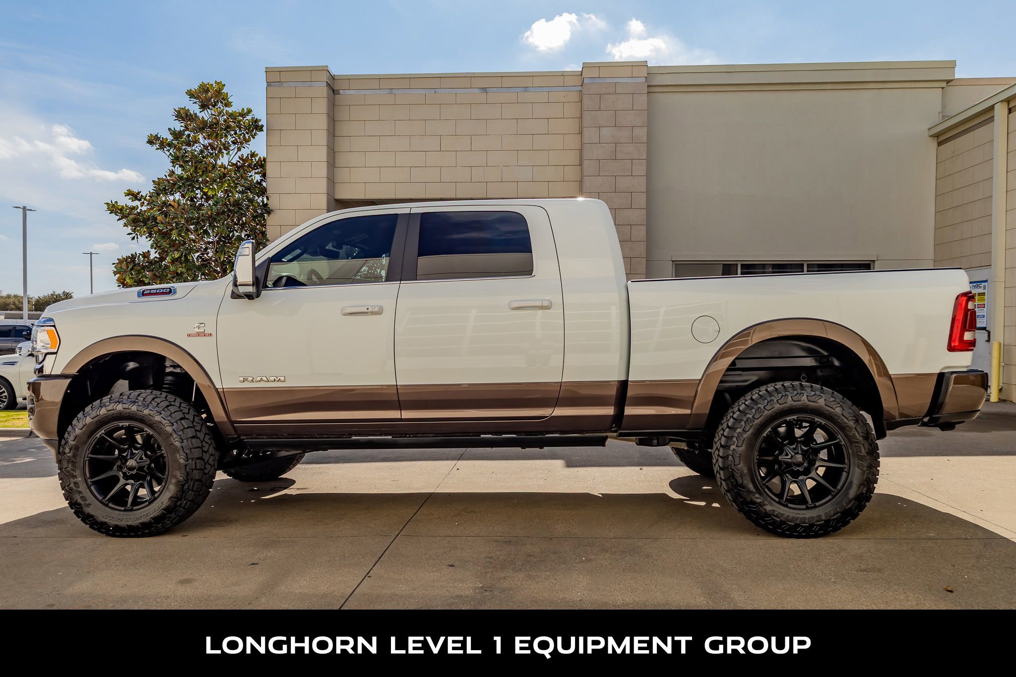 Used 2024 RAM 2500 Limited w/ Safety Group image 6