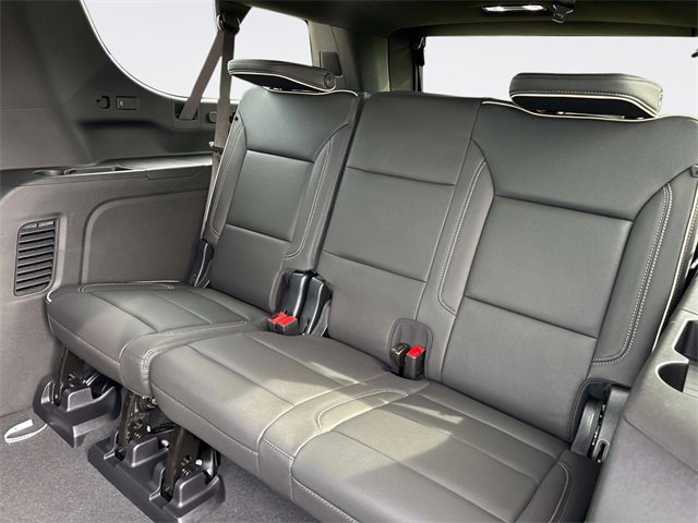 New 2026 Chevrolet Suburban Premier image 19