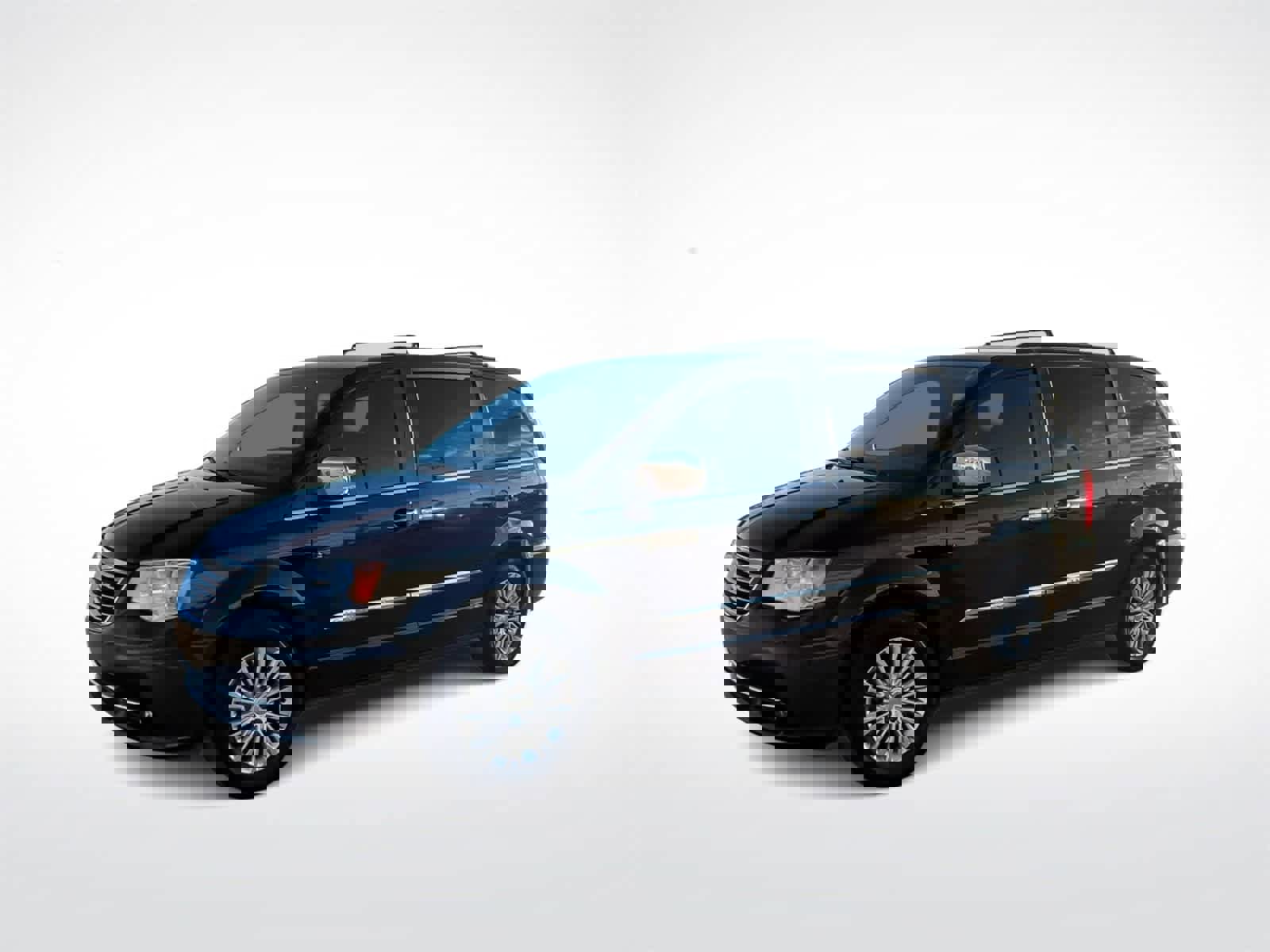 Used 2015 Chrysler Town & Country Touring-L w/ Driver Convenience Group image 4