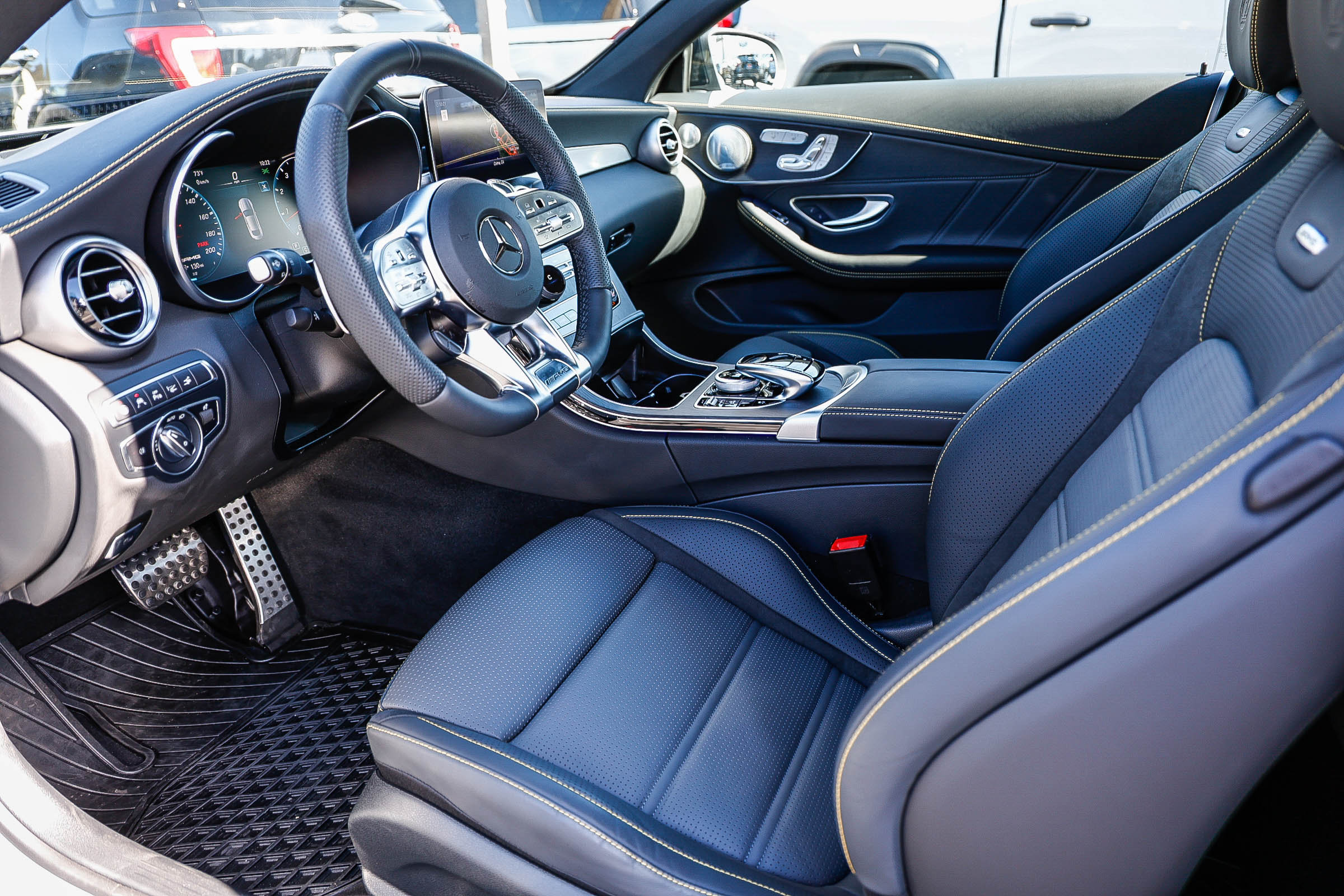 Used 2023 Mercedes-Benz C 63 AMG S image 2