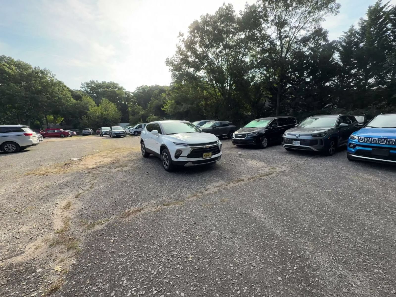Used 2025 Chevrolet Blazer LT FWD image 3