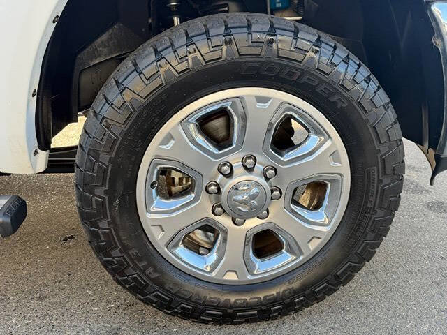 Used 2015 RAM 2500 Limited AWD/4WD image 76