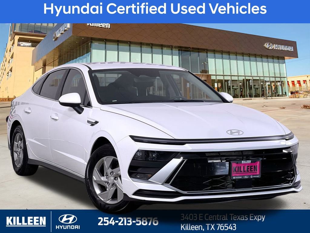 Used 2025 Hyundai Sonata SE image 1