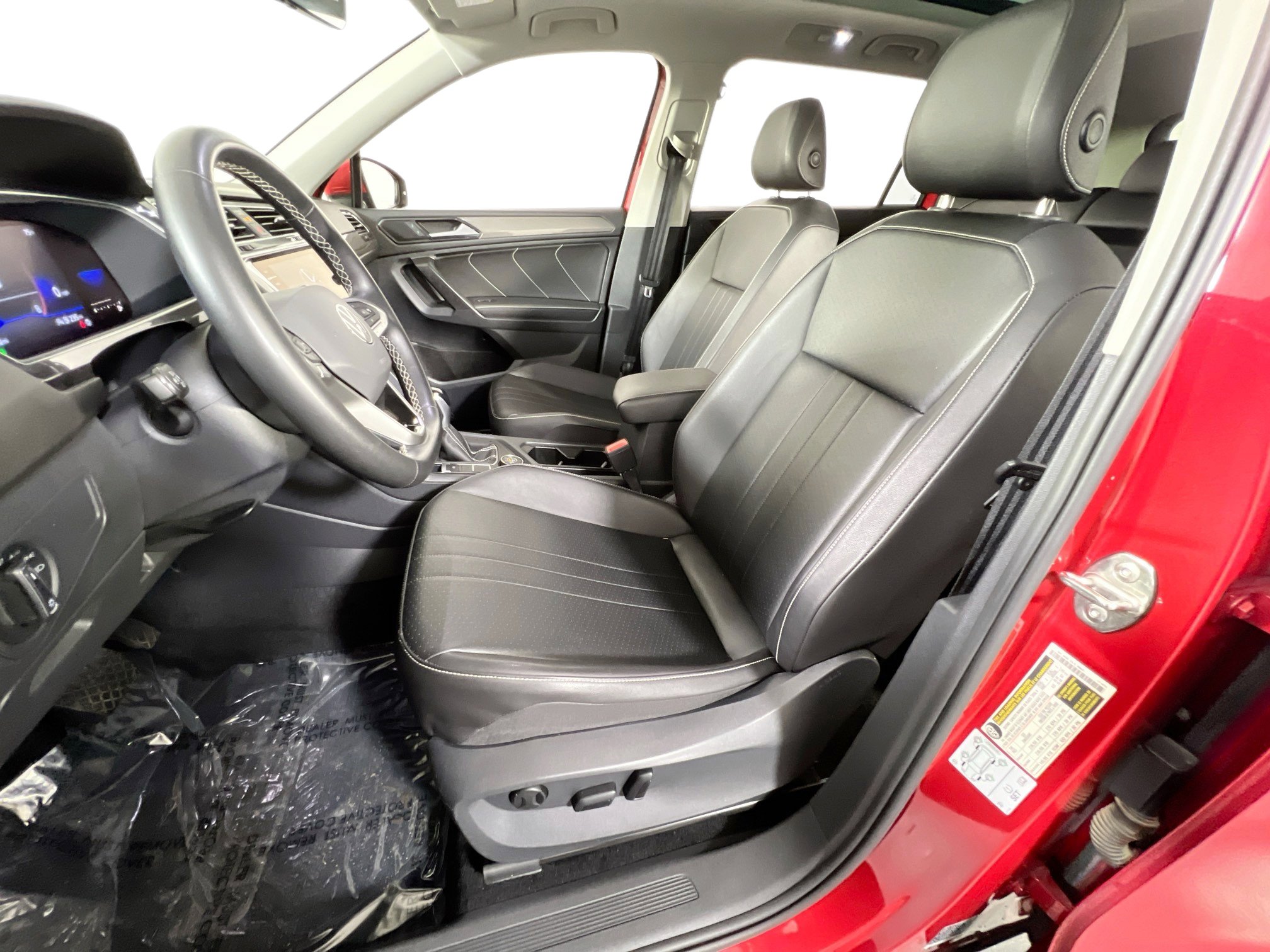 Used 2022 Volkswagen Tiguan SE AWD/4WD image 20