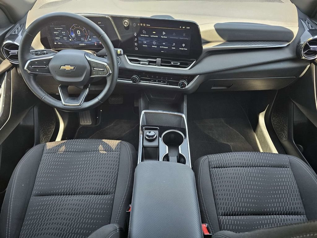 Used 2026 Chevrolet Equinox LT FWD image 15