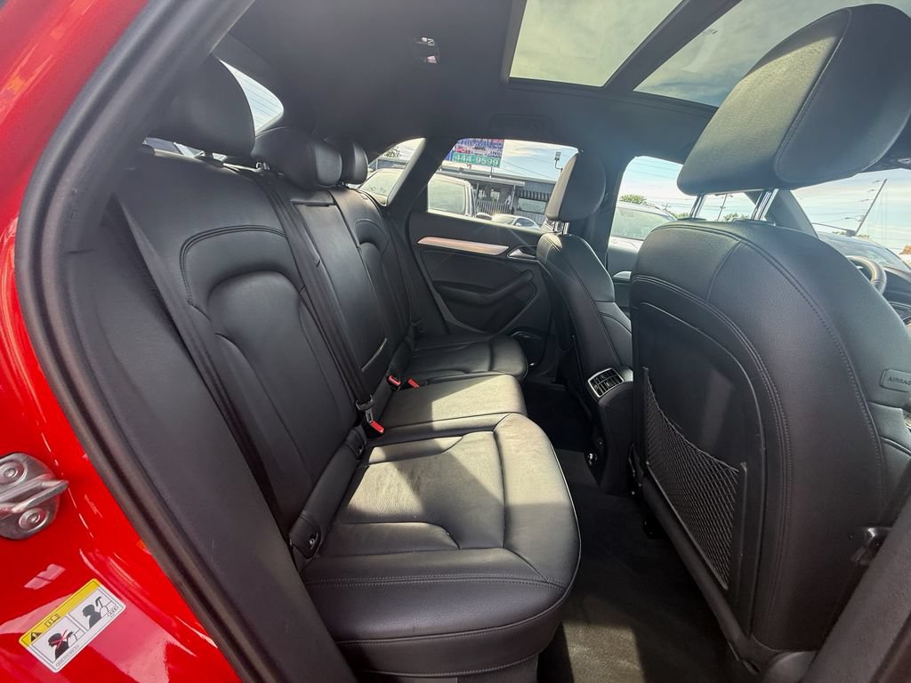 Used 2018 Audi Q3 2.0T Premium Plus w/ Premium Plus Package AWD/4WD image 21