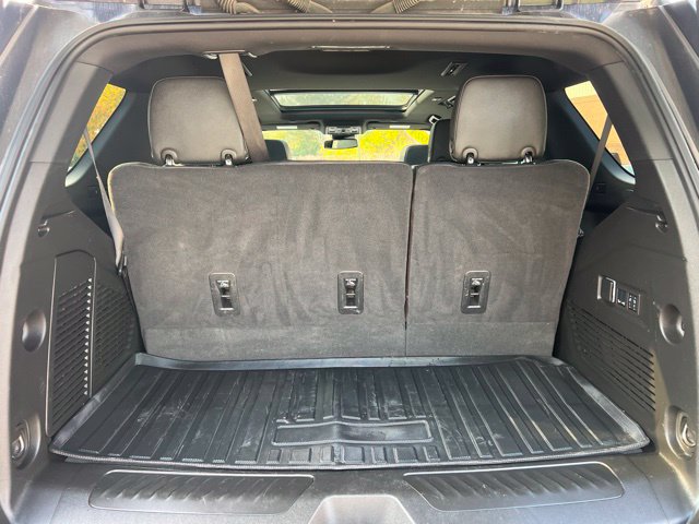 Used 2024 GMC Yukon SLT w/ SLT Luxury Package AWD/4WD image 15