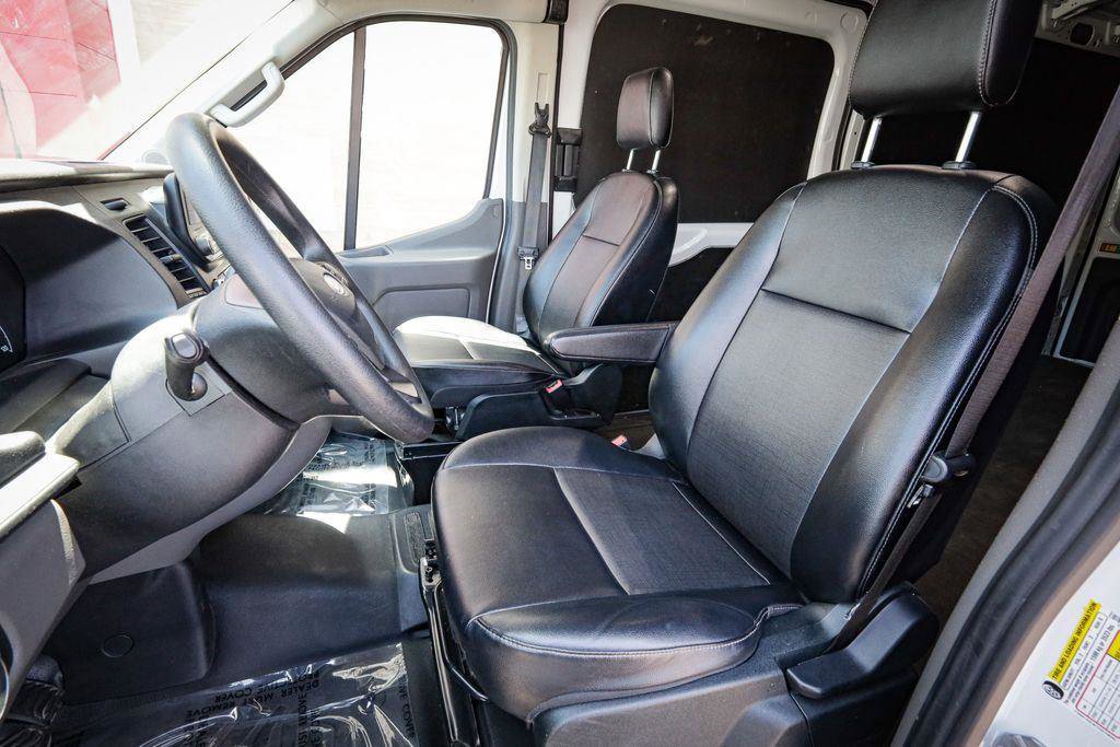 Used 2023 Ford Transit 250 Medium Roof AWD w/ Load Area Protection Package image 11