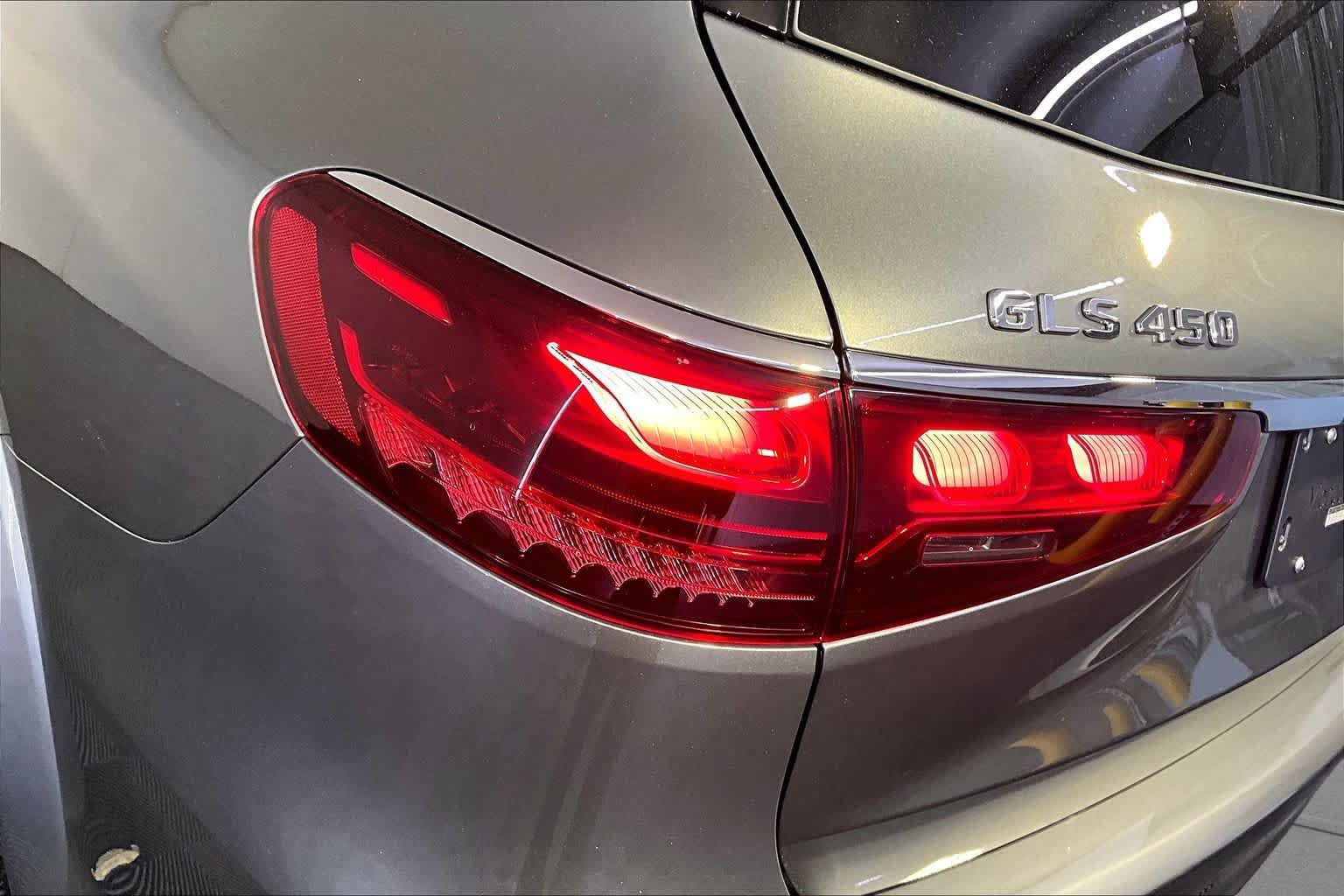 New 2026 Mercedes-Benz GLS 450 4MATIC image 5