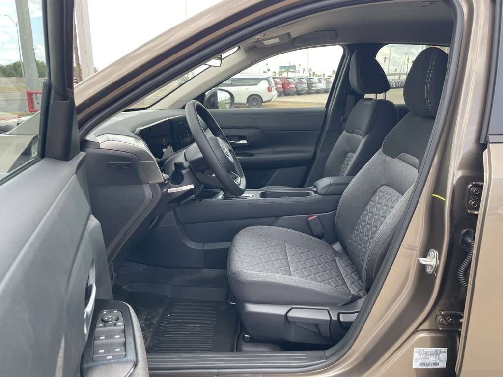 New 2026 Nissan Kicks SV w/ Cold Weather Package image 14