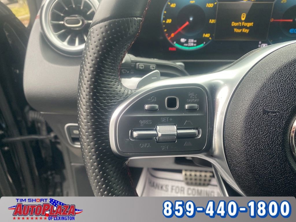 Used 2023 Mercedes-Benz EQB 300 4MATIC image 26