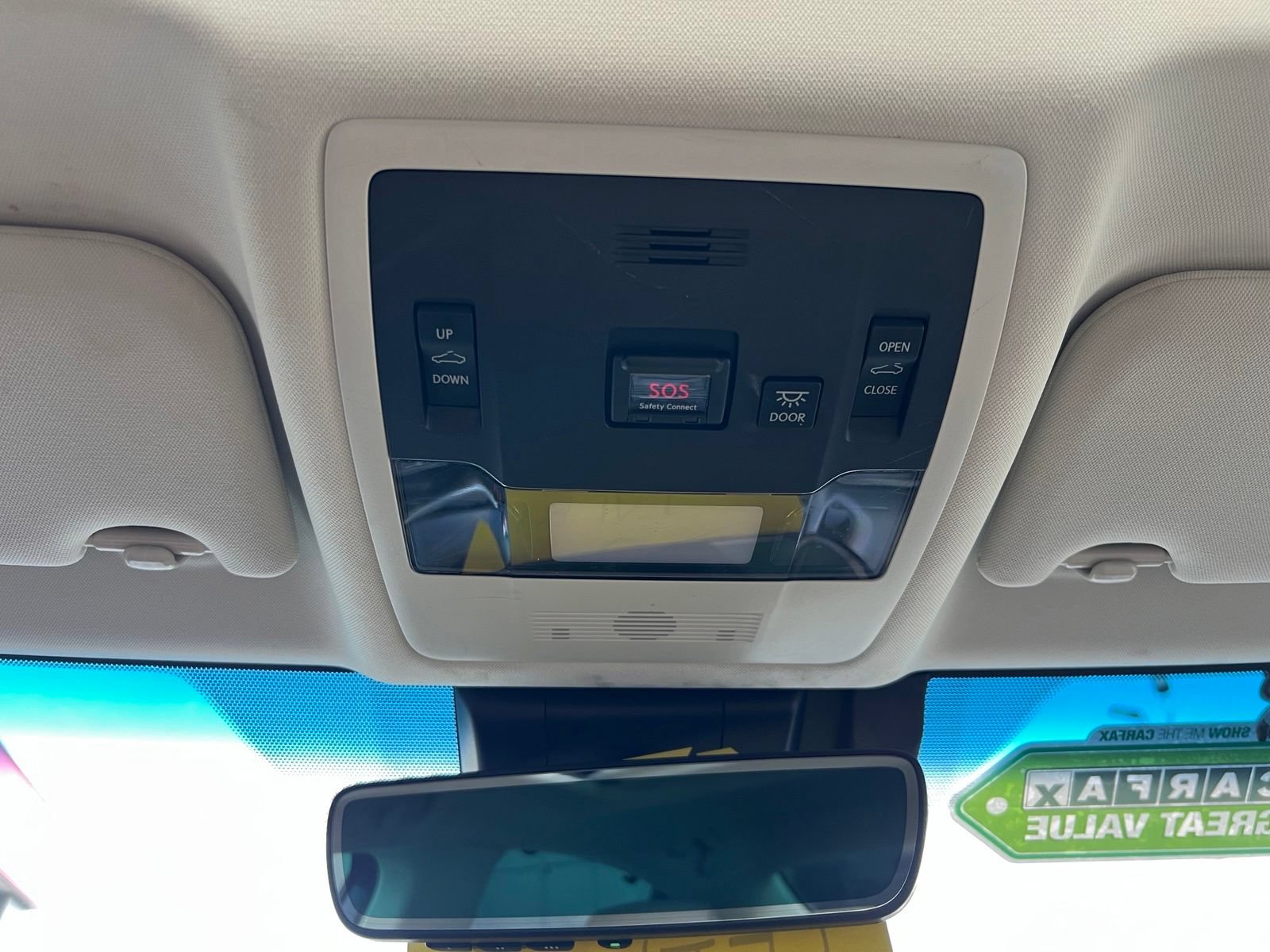 Used 2019 Lexus ES 300h Ultra Luxury w/ Accessory Package 2 FWD image 47