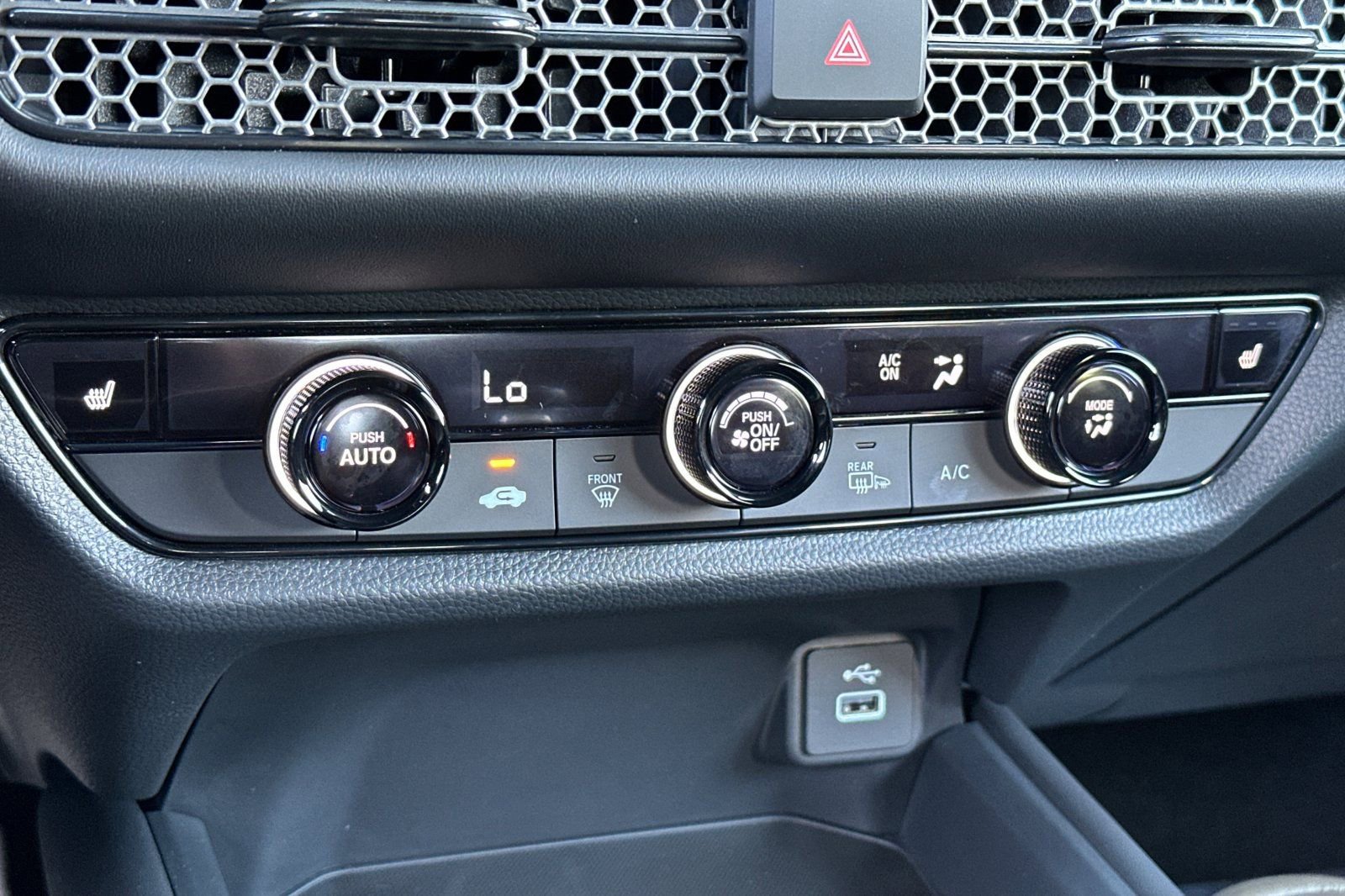 New 2025 Honda HR-V Sport image 16