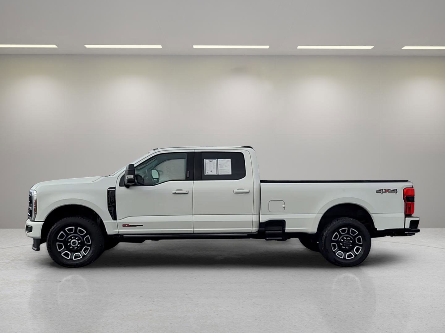 Used 2026 Ford F350 Platinum image 4