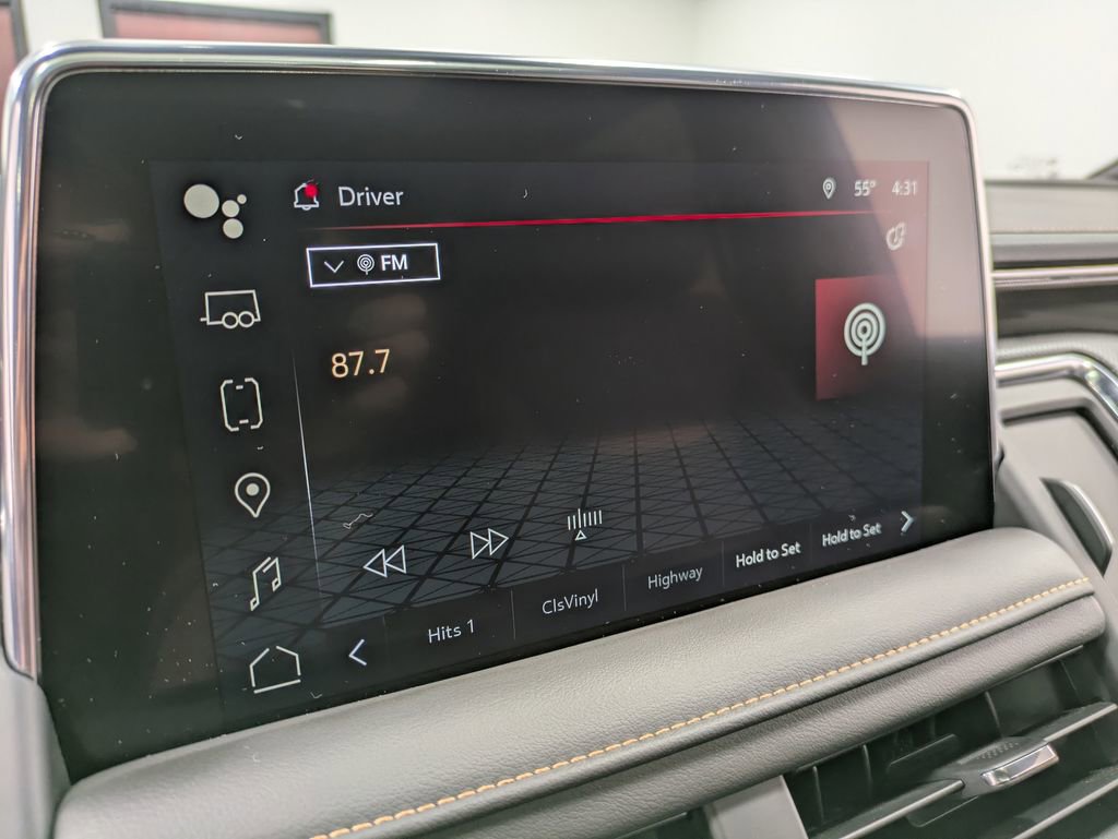 Used 2024 GMC Yukon AT4 w/ AT4 Premium Plus Package image 15