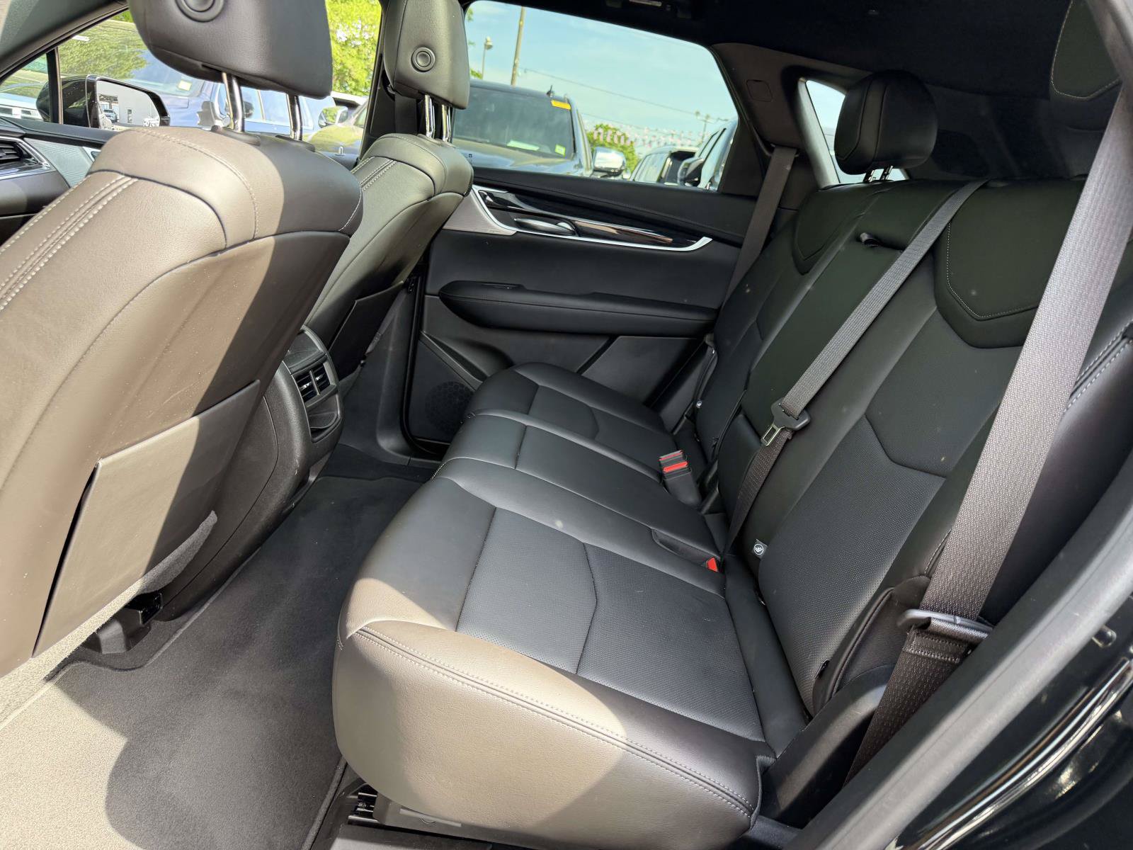 Certified 2023 Cadillac XT5 Premium Luxury AWD/4WD image 29