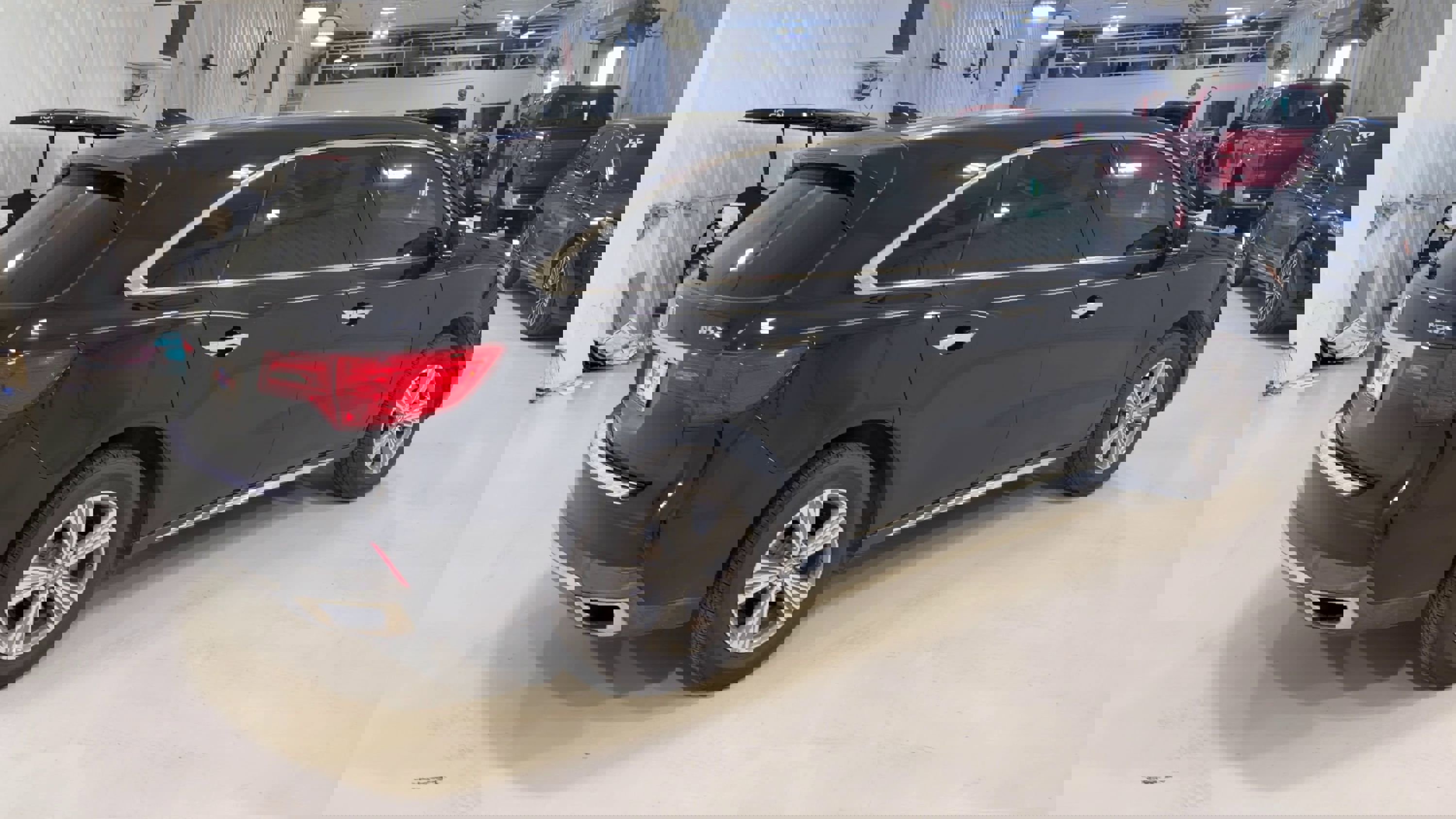 Used 2020 Acura MDX FWD image 9