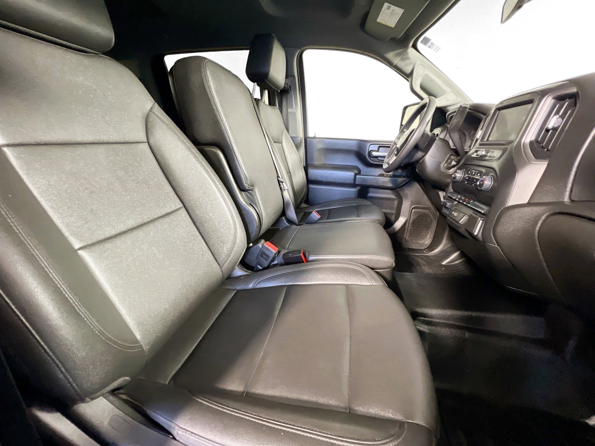 Used 2025 Chevrolet Silverado 2500 W/T w/ WT Convenience Package AWD/4WD image 27