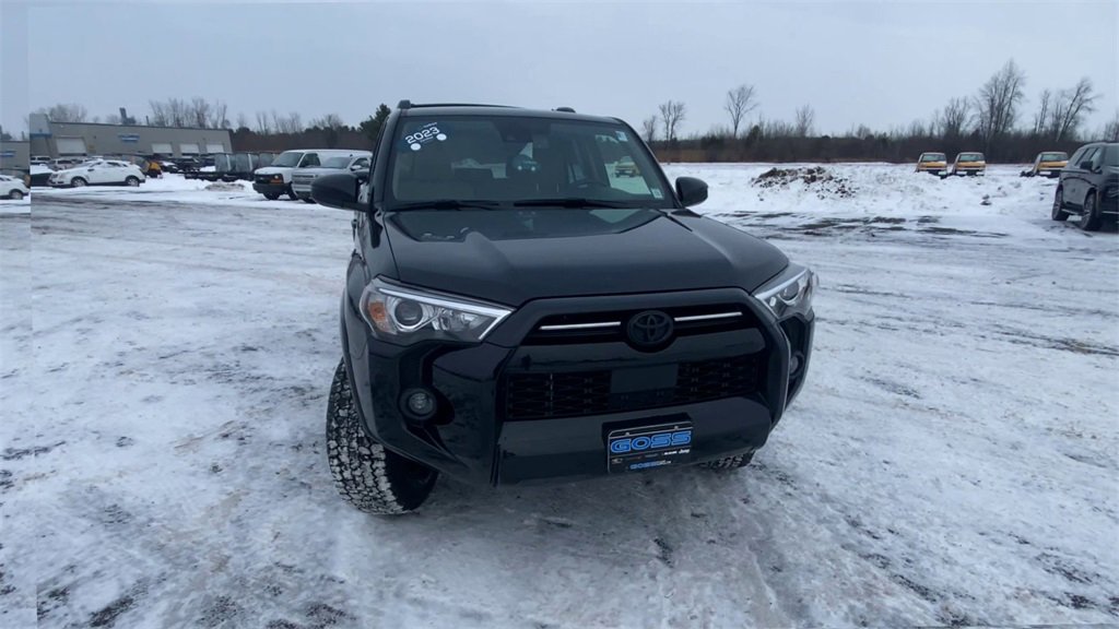 Used 2023 Toyota 4Runner SR5 image 3
