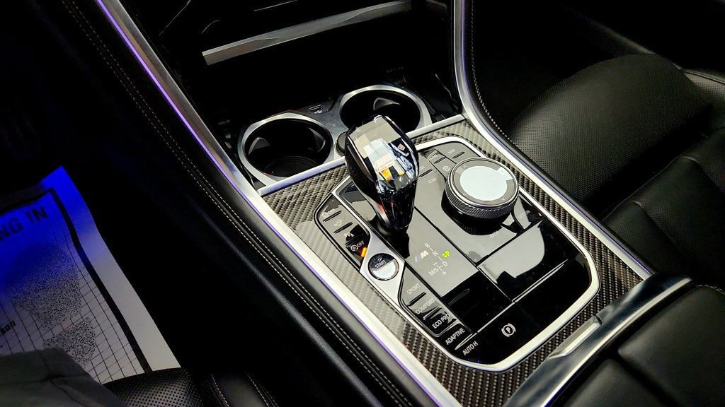 Used 2021 BMW M850i xDrive Coupe w/ M Carbon Exterior Package AWD/4WD image 16