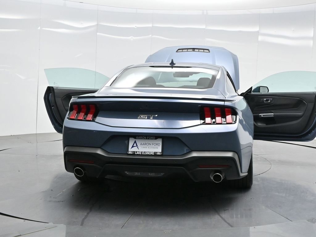 Used 2025 Ford Mustang GT RWD image 35