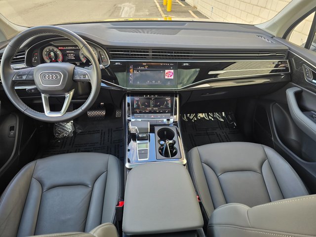 Used 2025 Audi Q7 3.0T Premium Plus image 2