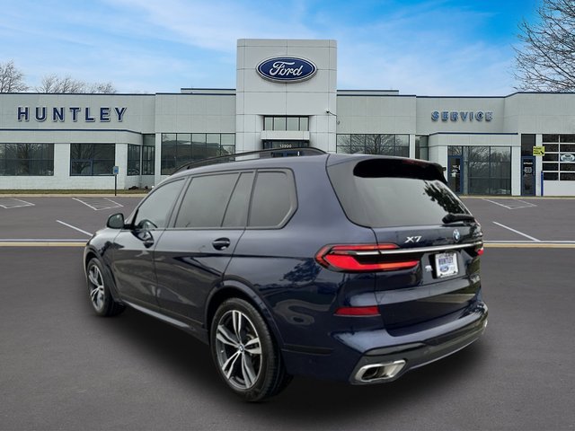 Used 2023 BMW X7 xDrive40i w/ M Sport Package AWD/4WD image 6